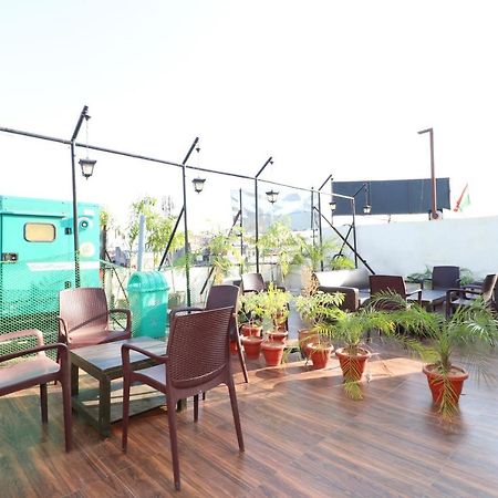 Oyo 14832 Hotel Rooftop Panchkula Eksteriør billede