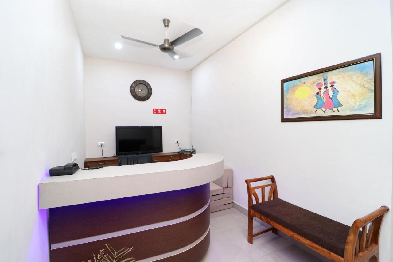 Oyo 14832 Hotel Rooftop Panchkula Eksteriør billede